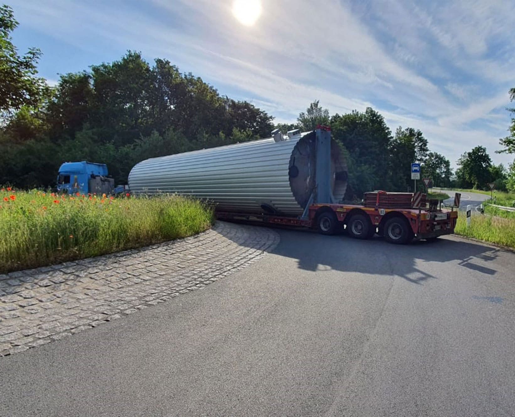 EMS-Log-land-transport-002